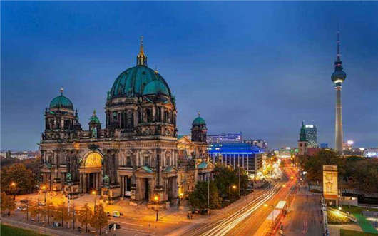 德國移民政策發生變化,對于國外人員更加的親近 德國移民政策發生變化,對于國外人員更加的親近