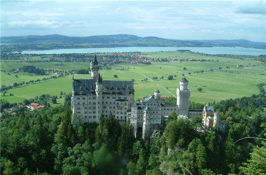 歐盟藍卡申請條件與風險警示！