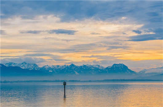 看看德國市場的分析吧! 看看德國市場的分析吧!