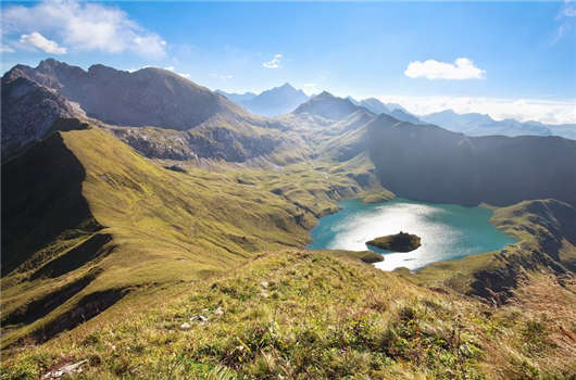 全球第三德國醫(yī)療，那么您知道多少德國醫(yī)療福利那？