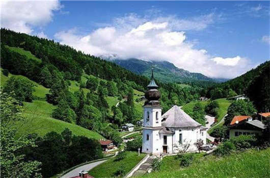 申請德國技術移民的優(yōu)勢解讀,超高的福利回報! 申請德國技術移民的優(yōu)勢解讀,超高的福利回報!